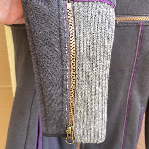 Title Nine NWT Jacket - Picture 5 of 10